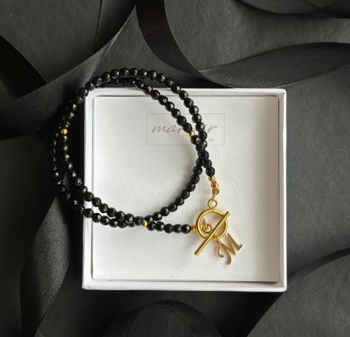 Naszyjnik ONYKS z literką 