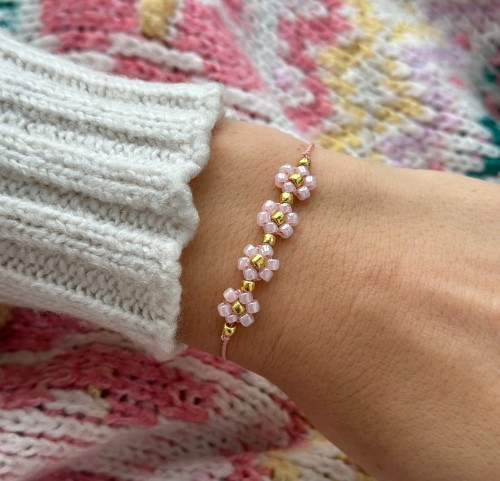 Bransoletka w stokrotki MARGARET różowa