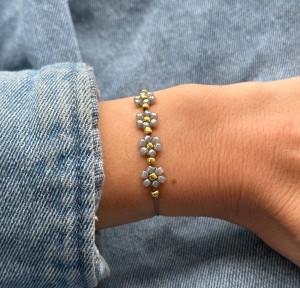 Bransoletka w stokrotki MARGARET szara